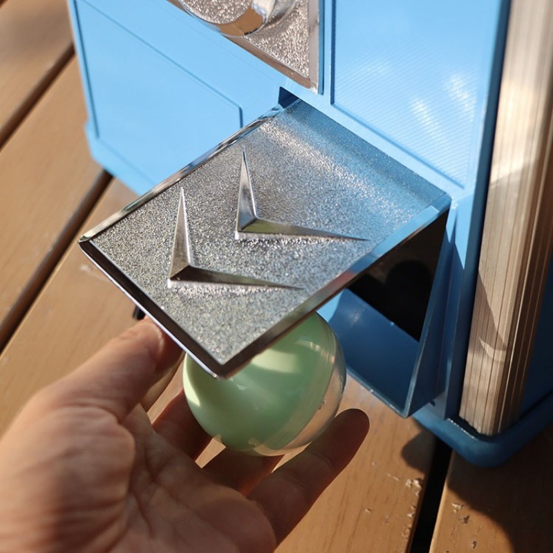Distributore Automatico di Cap - Capsule Toy Gashapon recensione e prezzo